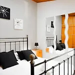 Nue Apartment