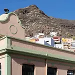 Sunny Island Teresitas 2