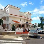 Diamantes Holiday Home, Los Cristianos, Heated Pool & Aircon