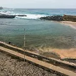 Coastal Vista: Retreat In Nature