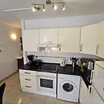Casa Palmera 3 Only 150 Metres To The Beach, Heated Pool, Wifi, Sat-Tv, Balcony