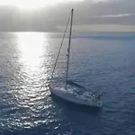 Brego, Velero Para Alojamiento