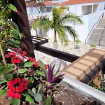 Casa Dina