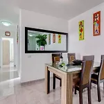 Apartamento Con Piscina En Costa Adeje