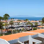 Lovely Sea View Free Wifi