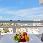 Best Holiday, Incredible View