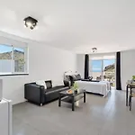 Yinfa 1 Sunset Apartment