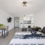 Yinfa 1 Sunset Apartment