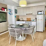 Delicious Los Cristianos,2Bdr 2Bathr Beachclose