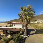 Los Pajaros