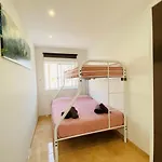 Sunshine Holiday House