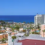 Stylish Modern Studio With Ocean View And Pools, 1001, Ponderosa