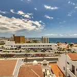 Penthouse With Magnificent Ocean Views, Jacuzzi, Pool, Nearby Beach In Tenerife South