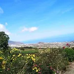 Apartment With Huge Deck Nestled In Marvelous Gardens - Nidos
