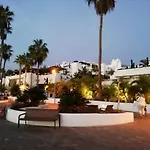 Apartamento Con Jardin Y Piscina