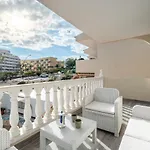 Las Rosas Sunset Apartment