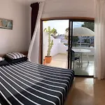 Bright Apartment With Pool In Tenerife South