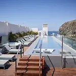 Infinity 0-2 Luxe Partial Sea View 2B