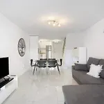 Parque Santiago 2 Luxury Apartment