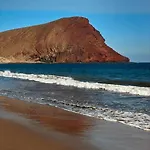 Mar Y Sol En El Medano, Tenerife Sur