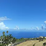 La Casita De La Pared