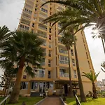 Buena Vista Torres Yomely