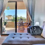 El Paraiso, Beautiful Swimming Pool With Ocean View, Parking, Fiber