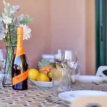 El Paraiso, Beautiful Swimming Pool With Ocean View, Parking, Fiber