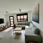 Chalet Adosado El Medano