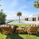 Alba House