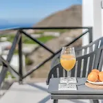 Cliff Haven Sea View Apartment - Adults Only