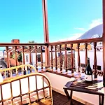 Julia\'S Home Garachico Center