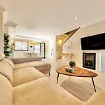 Cypress\' Home - La Quinta -