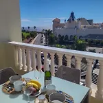 Family Golf & Sun By Helloapartments