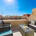 Yucca Park, Lovely, Quiet, 2 Bedroom, 70M2, Ocean Pool View!