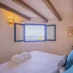Maresía Village