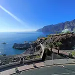 Luxury Los Gigantes Apartment
