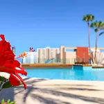 Relax in Paraiso