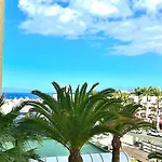 Torres Yomely Las Americas