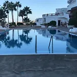 Las Mimosas