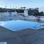 Las Mimosas