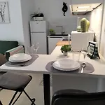Centrico Apartamento Con Vistas