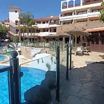 Wonderful Apartment With Pool And Wi-Fi