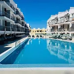 One Bedroom Apartment Playa La Arena