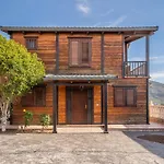 4Br Candelaria Wooden House -Pool, Views & Parking