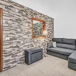 Paisa House