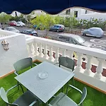 Home Sweet Home: Cosy Apartment Los Cristianos