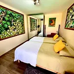 Villa Con Piscina Climatizada Y Vistas Al Mar