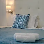 Ponderosa Beachfront Suite