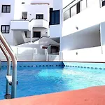 Apartment Near The Ocean